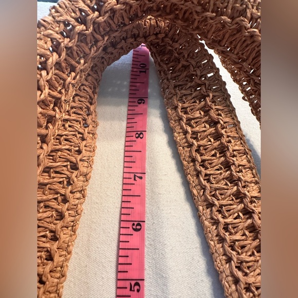 Burberry Raffia/Rattan/Straw Tote New In Packaging - Perfect for Beach/Pool - Picture 7 of 8